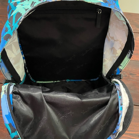 Vera Bradley canvas backpack - Picture 5 of 7